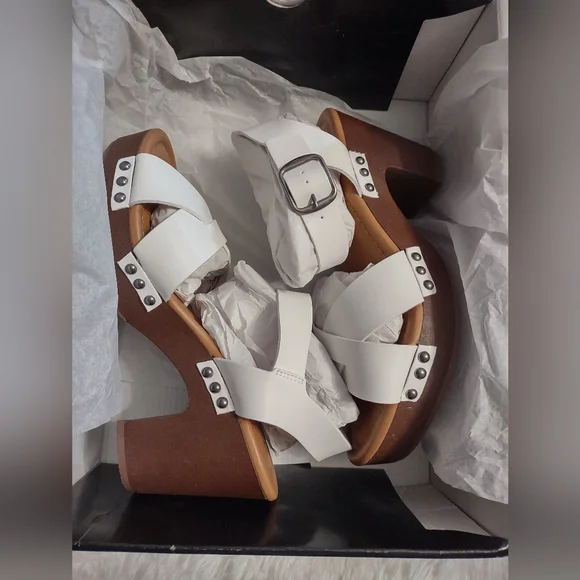 Torrid Crisscross Wooden Heel Sandals - Picture 6 of 6